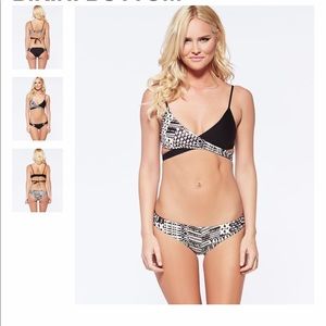 L*Space “Ivory Coast” bikini bottom *NEW WITH TAGS